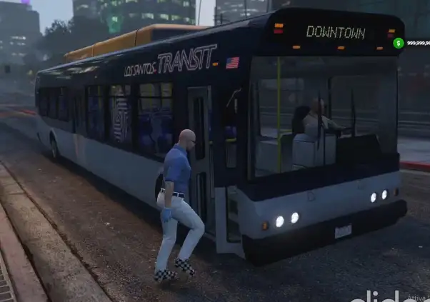 AI-driven public transport bus in FiveM using ESX Public Transport Script