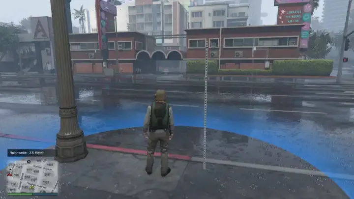 FiveM ESX voice chat range circle with player UI overlay