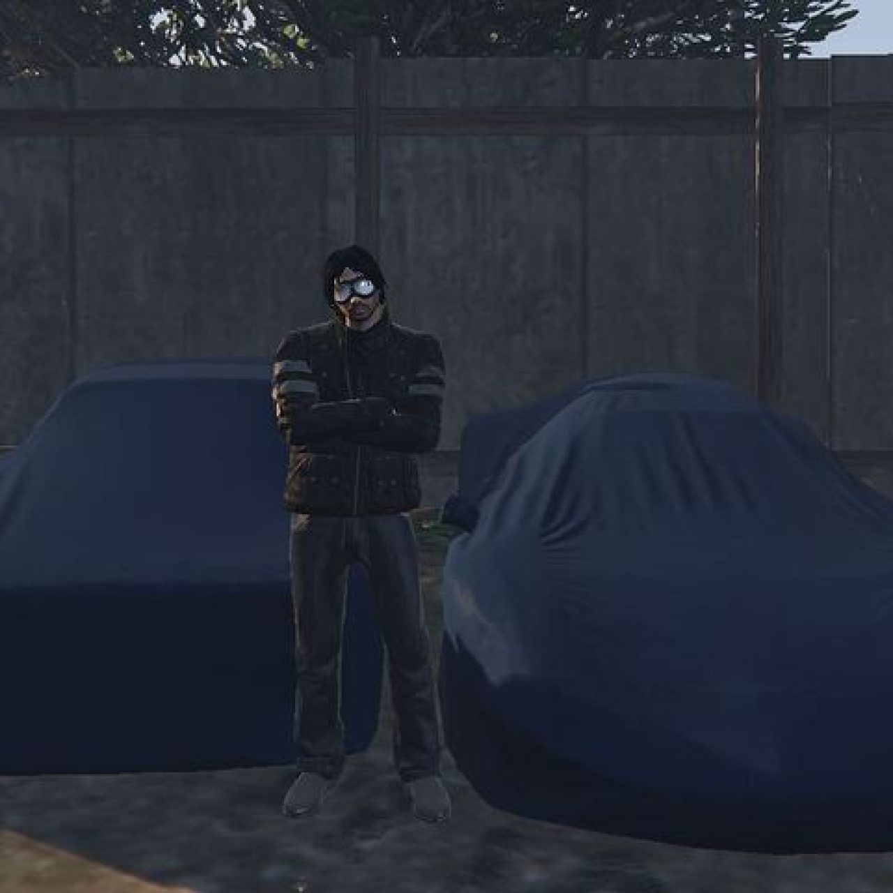 GTA V ESX Hide Your Stolen Car Script with covered vehicles