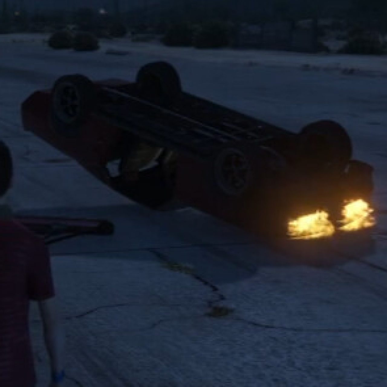 FiveM ESX vehicle burn script with fire effects and explosions after crashes or damage